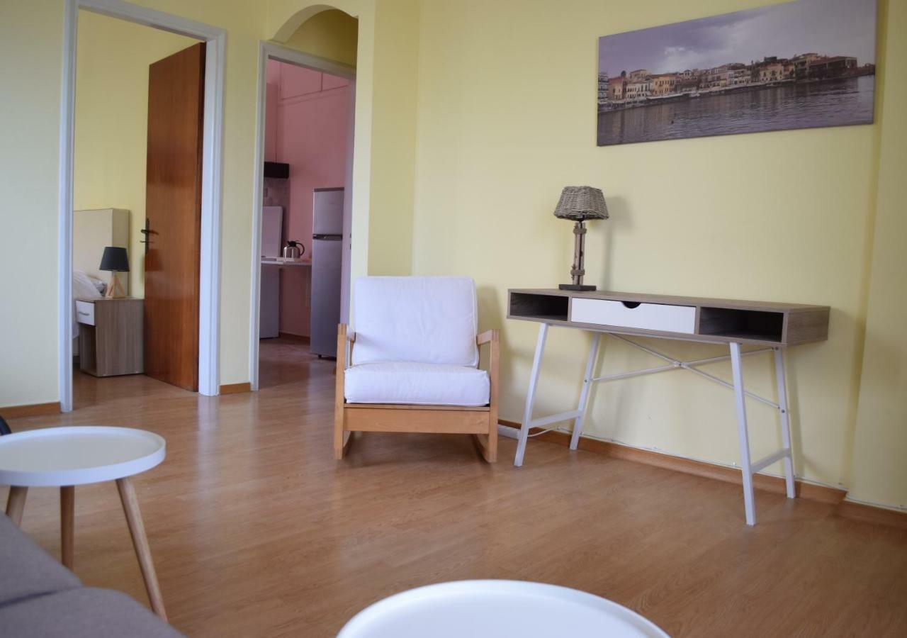 Daire House With Quiet Garden Kíssamos